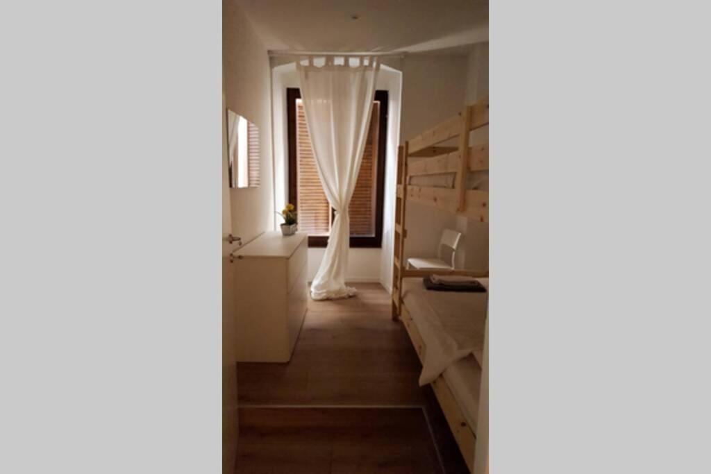 Appartamento Sunrise - Centro Storico N2 Riva Zewnętrze zdjęcie